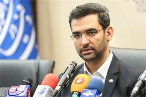 آذری جهرمی: انحصار صداوسیما باید محدود به تلویزیون اینترنتی باشد