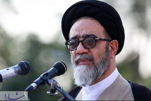 انتقاد امام جمعه تبریز از روابط عمومی‌های متملق