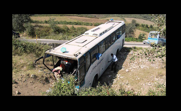 حادثه اتوبوس حامل ناشران، 16 کشته و زخمی بر جا گذاشت