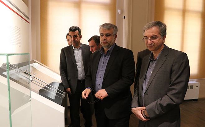 بازدید رئیس کل محاکم عمومی و انقلاب تهران از موزه بانک ملی ایران