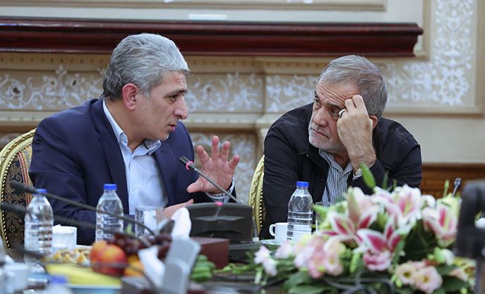 بازدید نایب رئیس اول مجلس شورای اسلامی از بانک ملی ایران