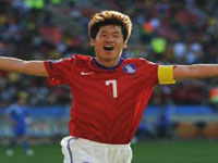 خداحافظی پارک جی سونگ از فوتبال